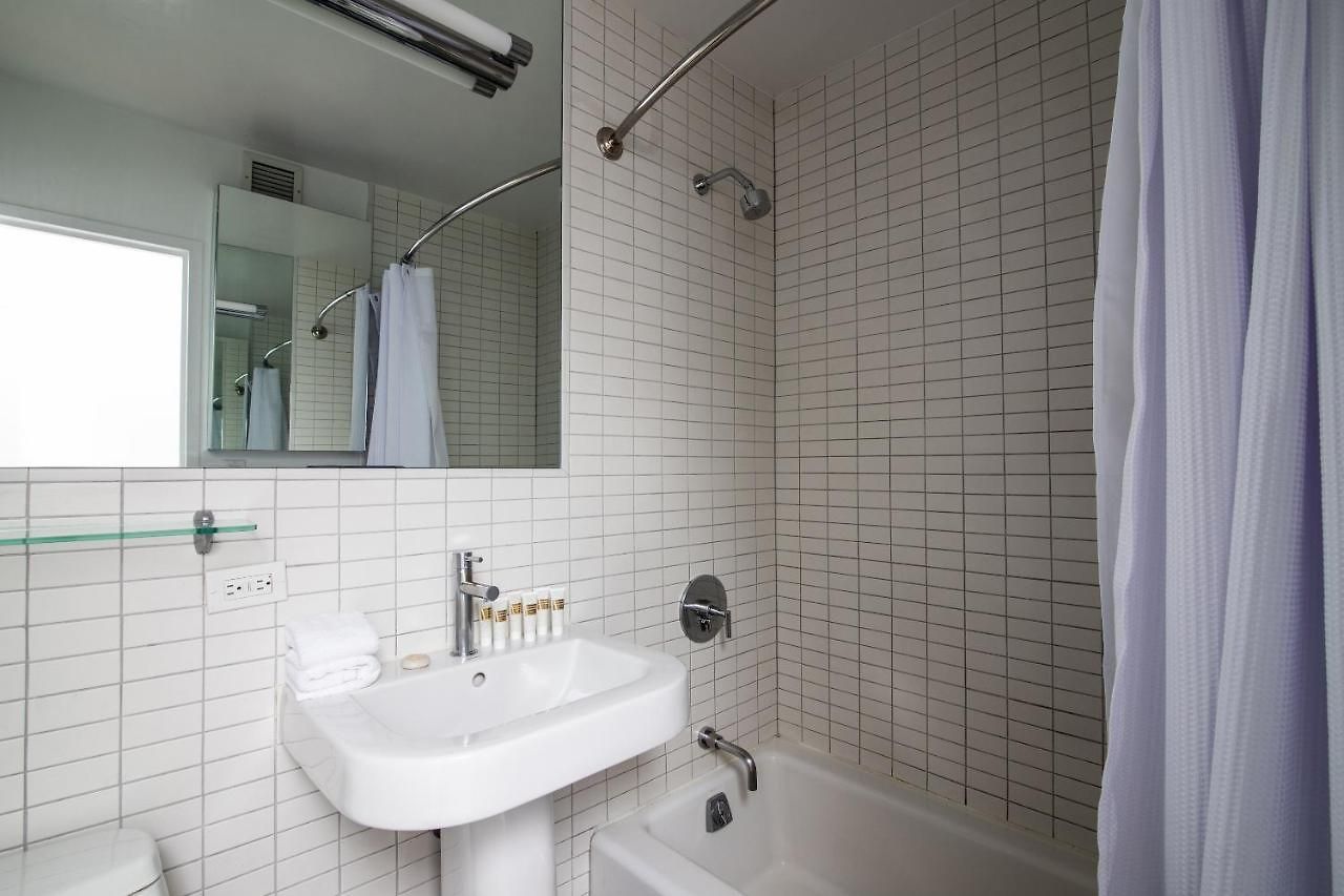 Modern Midtown East Suites By Sonder Aparthotel