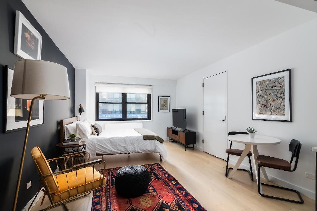 Modern Midtown East Suites By Sonder