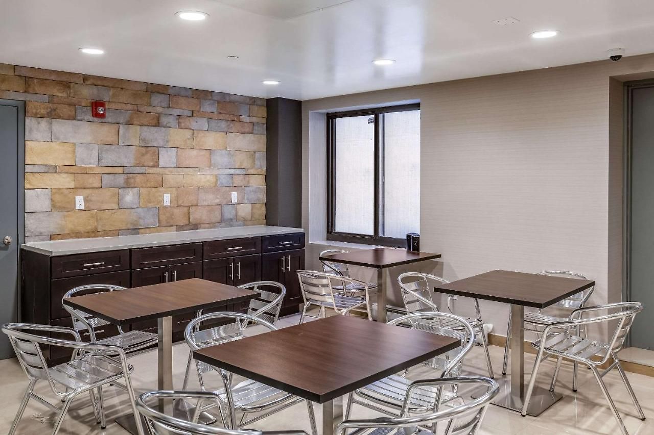 Umbrella Brooklyn - Newly Renovated Hotel 3*