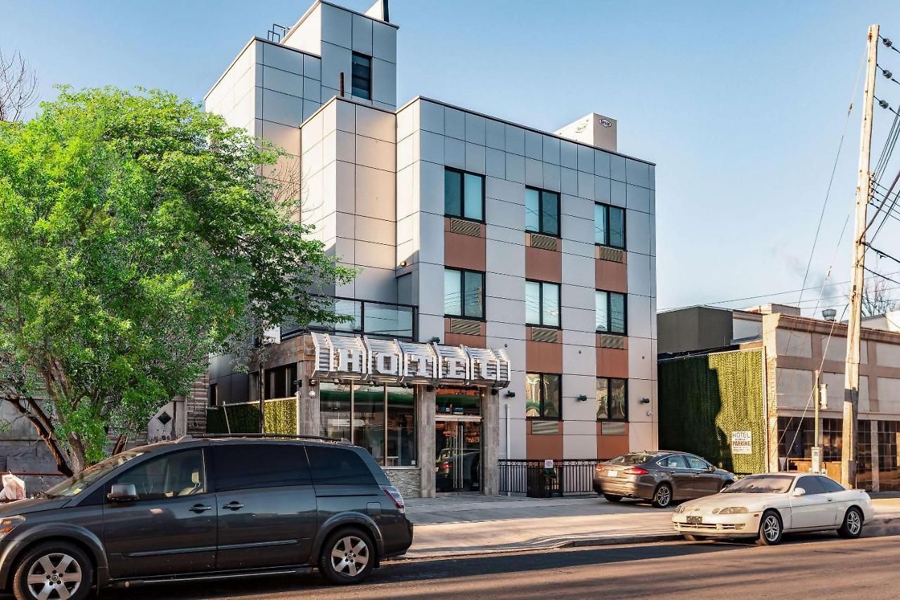 Hotel Umbrella Brooklyn - Newly Renovated