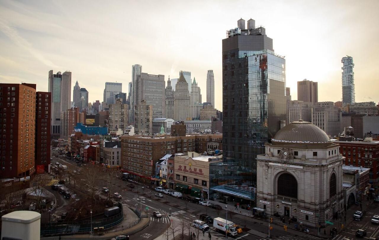 Leon Les Hotel New York