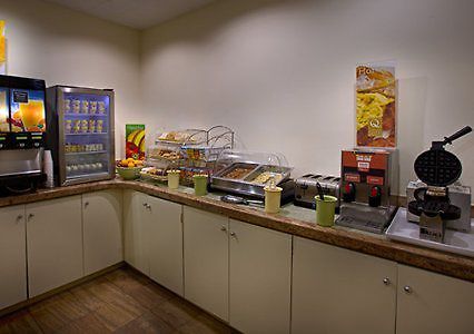 Hudson River Hotel 3*
