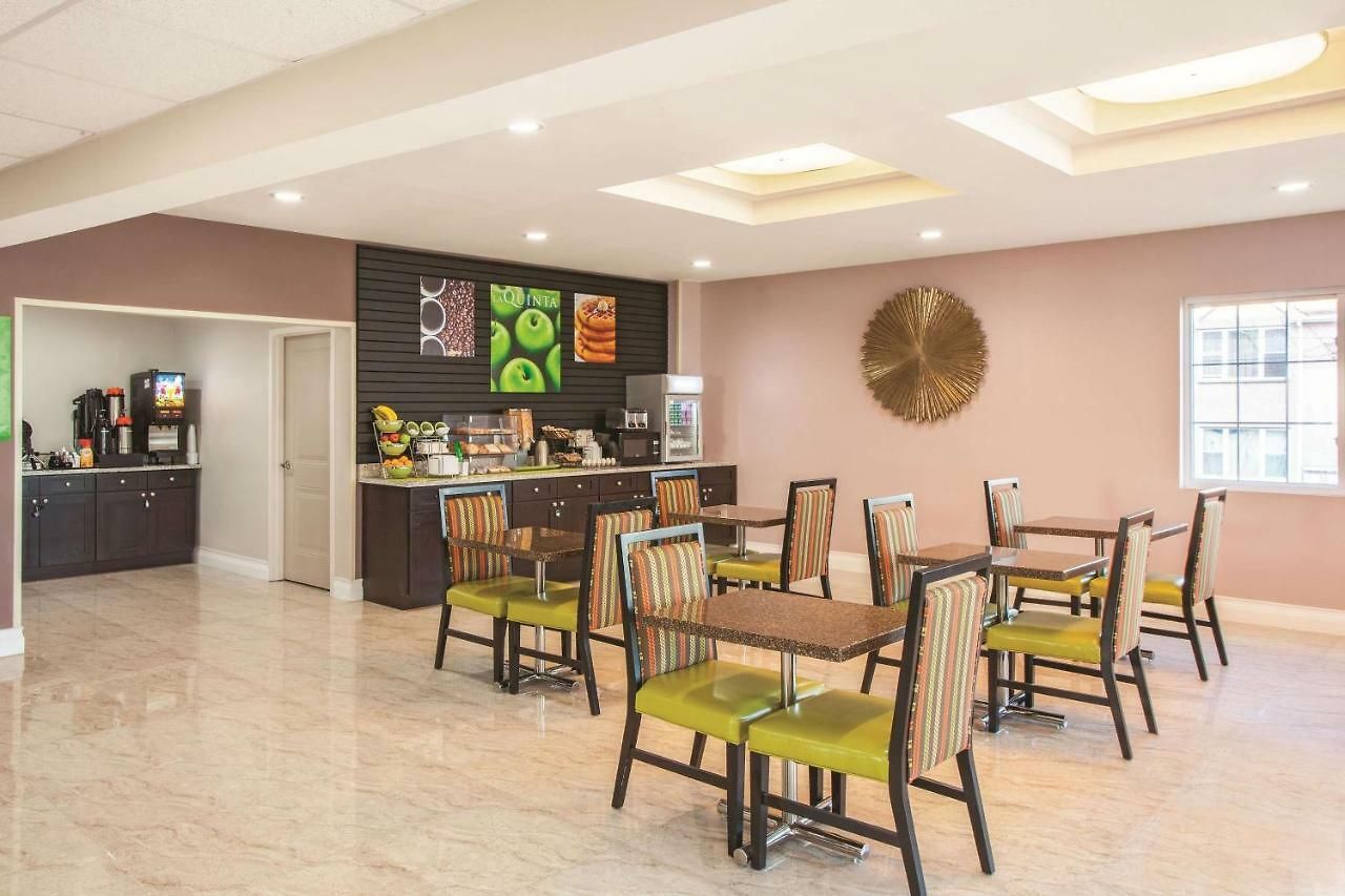La Quinta & Far Rockaway - 2*