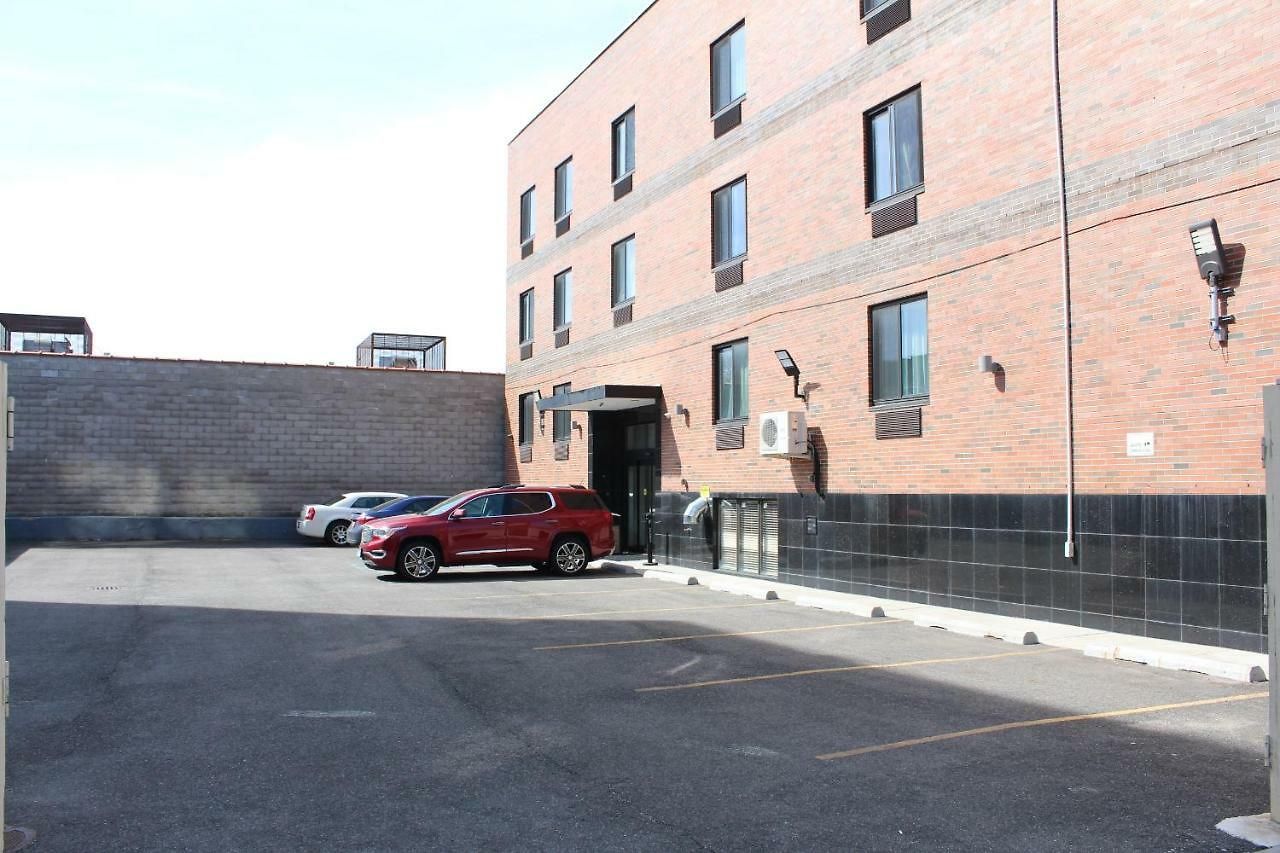 The Vue Brooklyn Hotel 2*