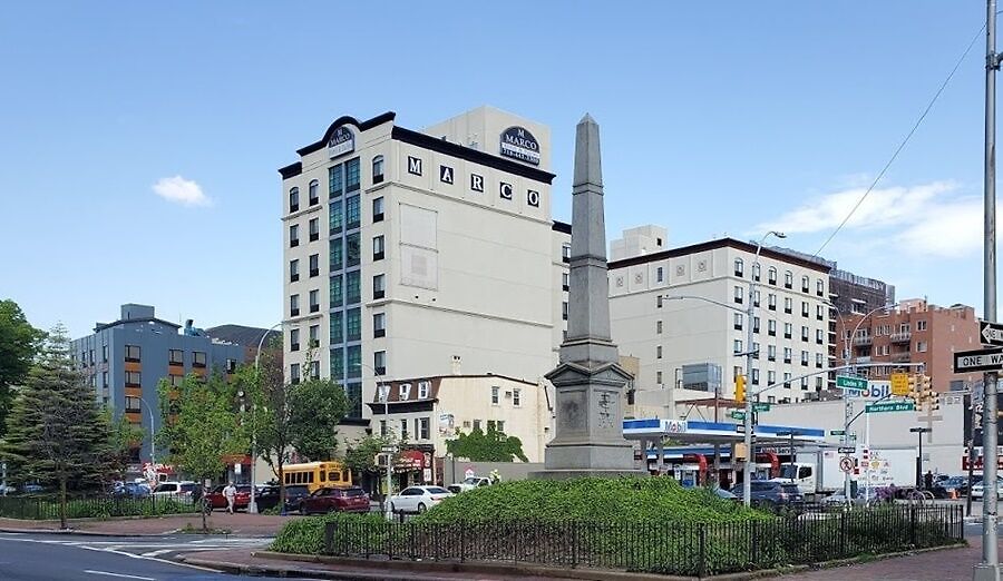 Hotel Marco Laguardia & New York