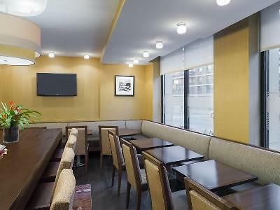 Hampton Manhattan-seaport-financial District 2*