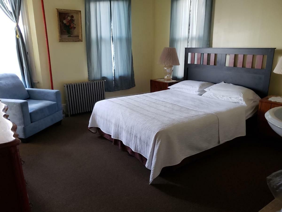 Harbor House Bed & Breakfast New York
