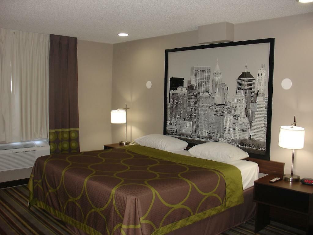 Hotel Super 8 By Wyndham Jamaica North Conduit 2*