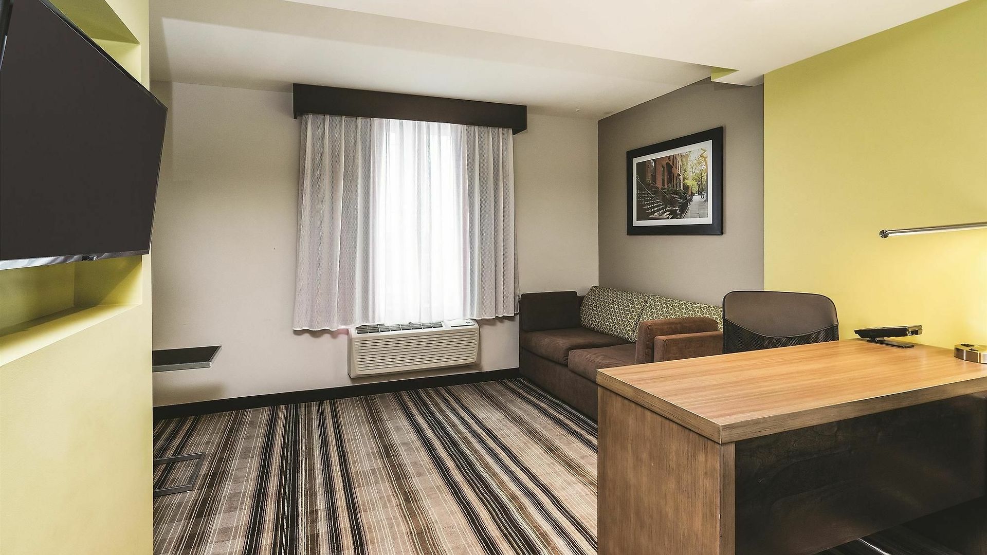 Hotel La Quinta By Wyndham Brooklyn