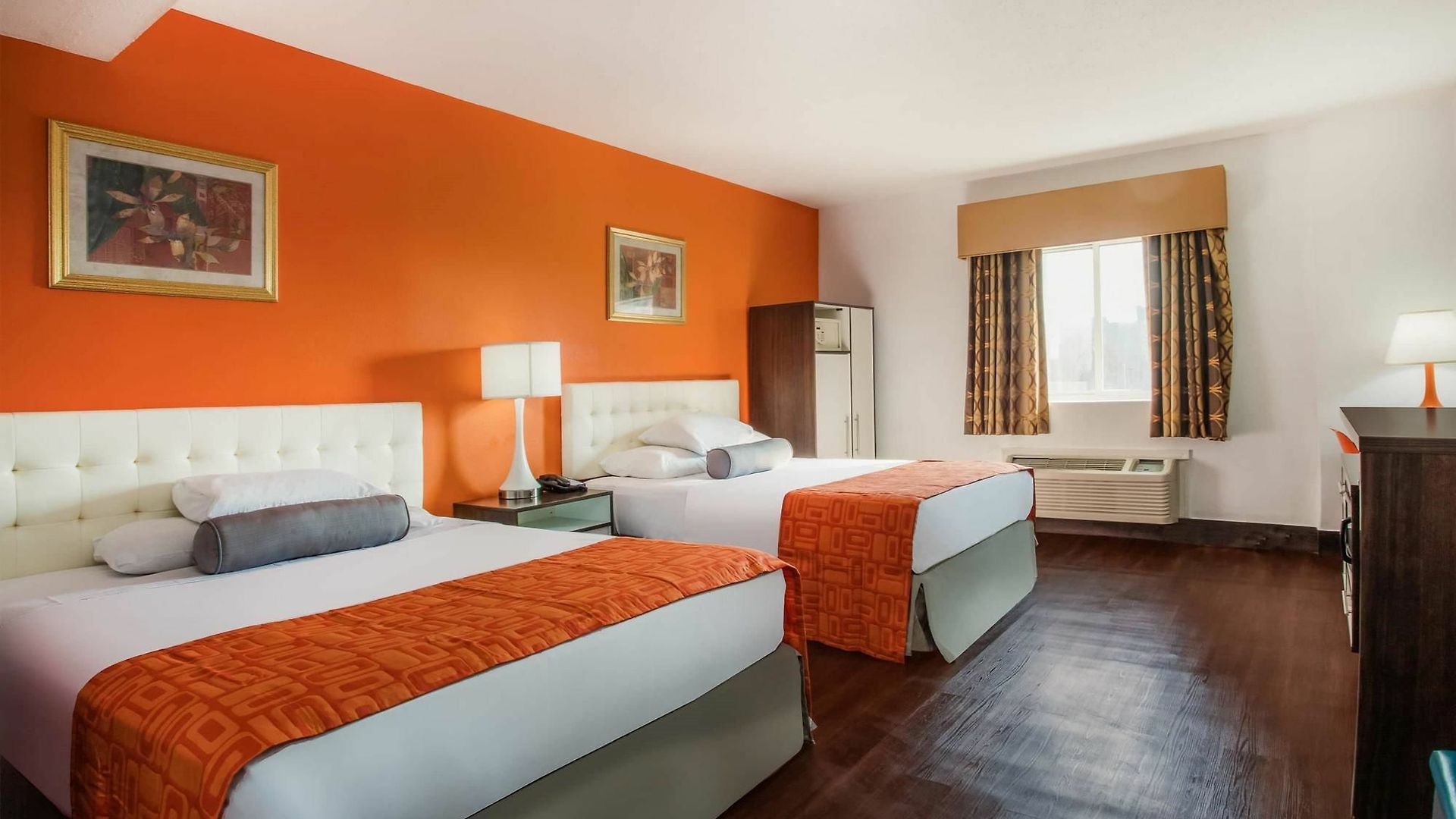 Hotel West Farms