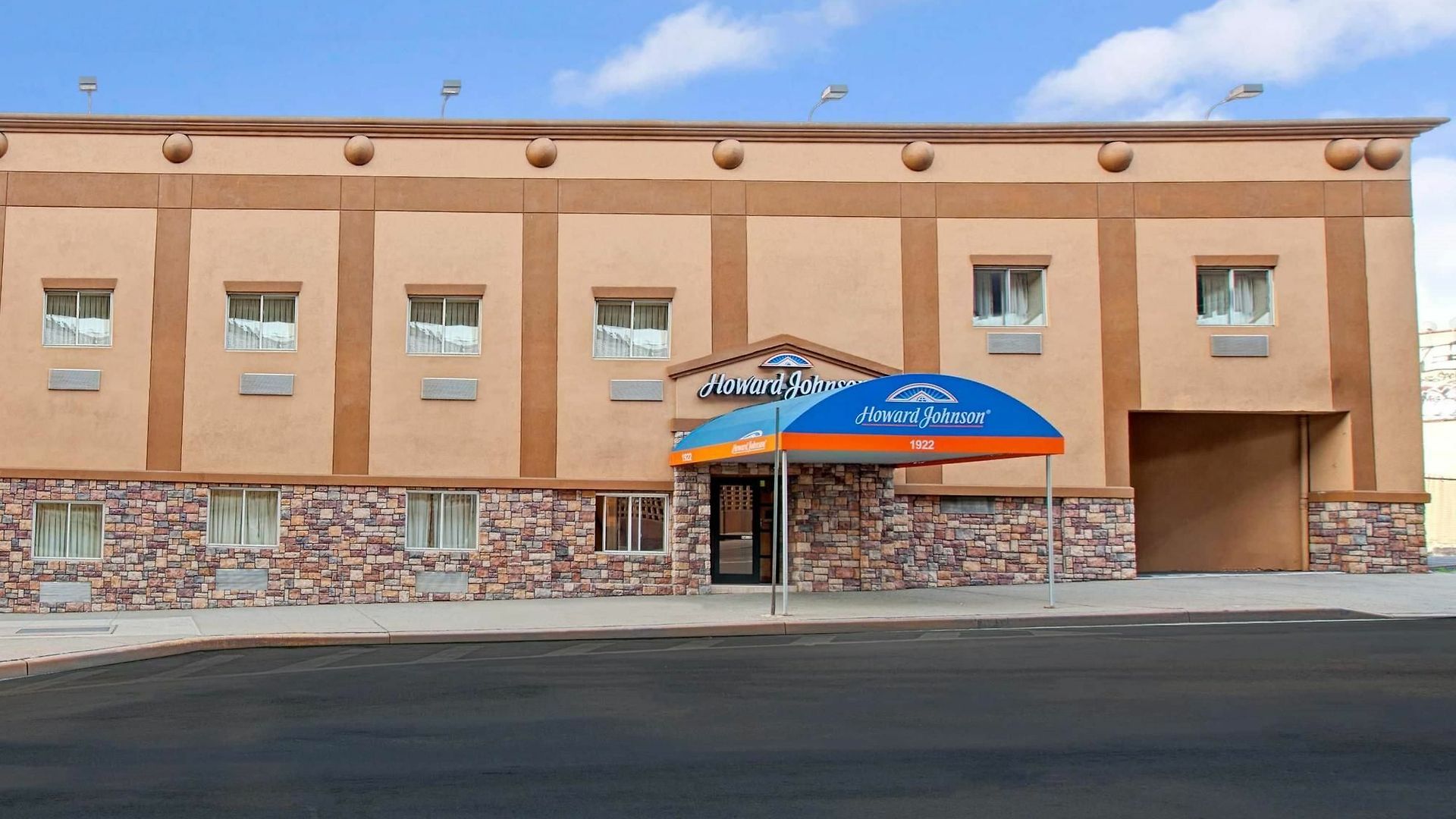 Hotel West Farms