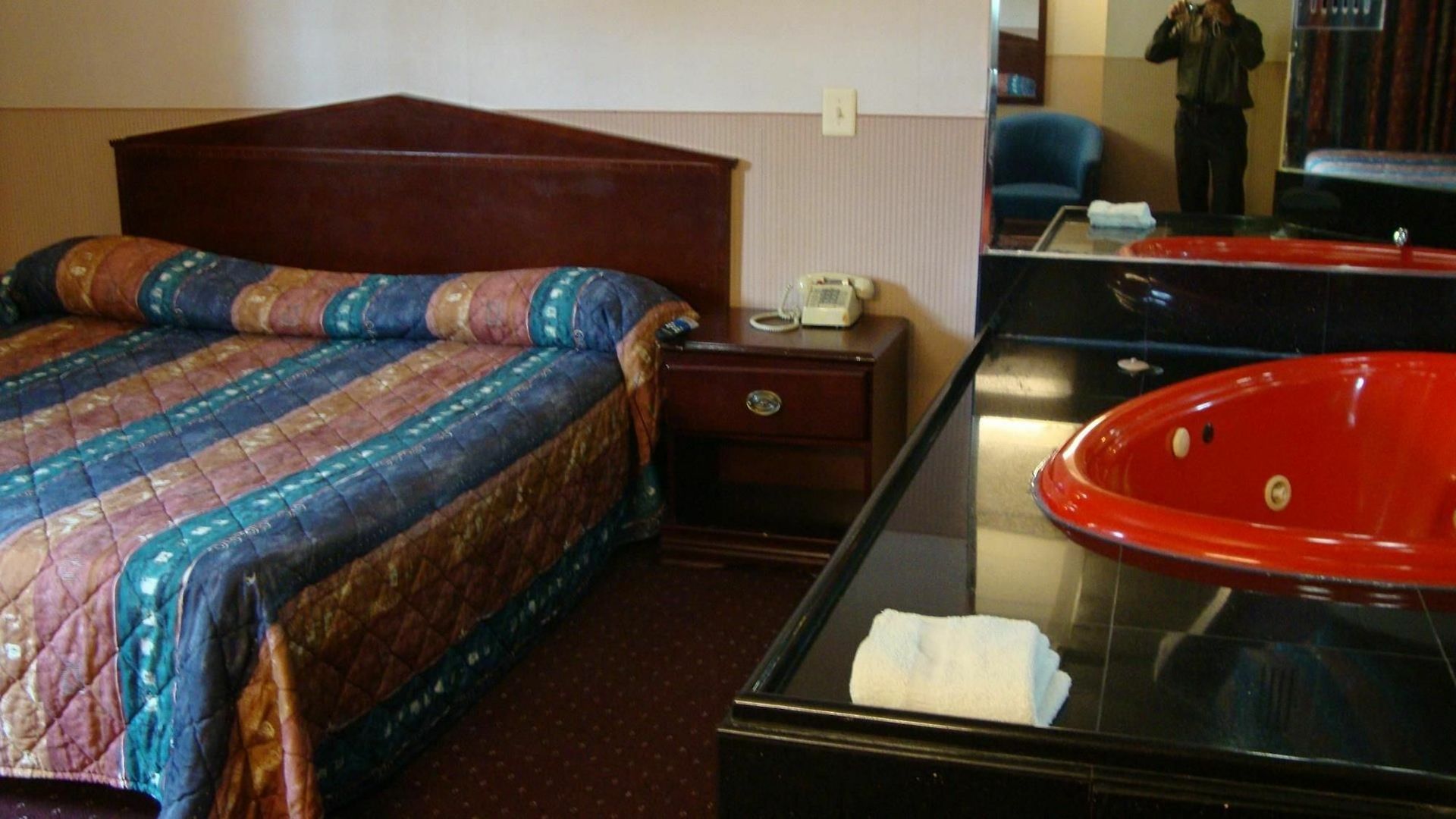 Riviera Motor Brooklyn Hotel