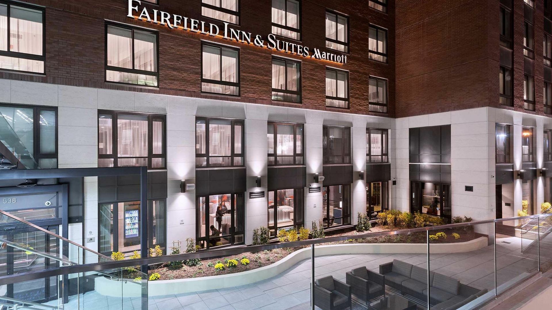 Hotel Fairfield & By Marriott Manhattan/central Park