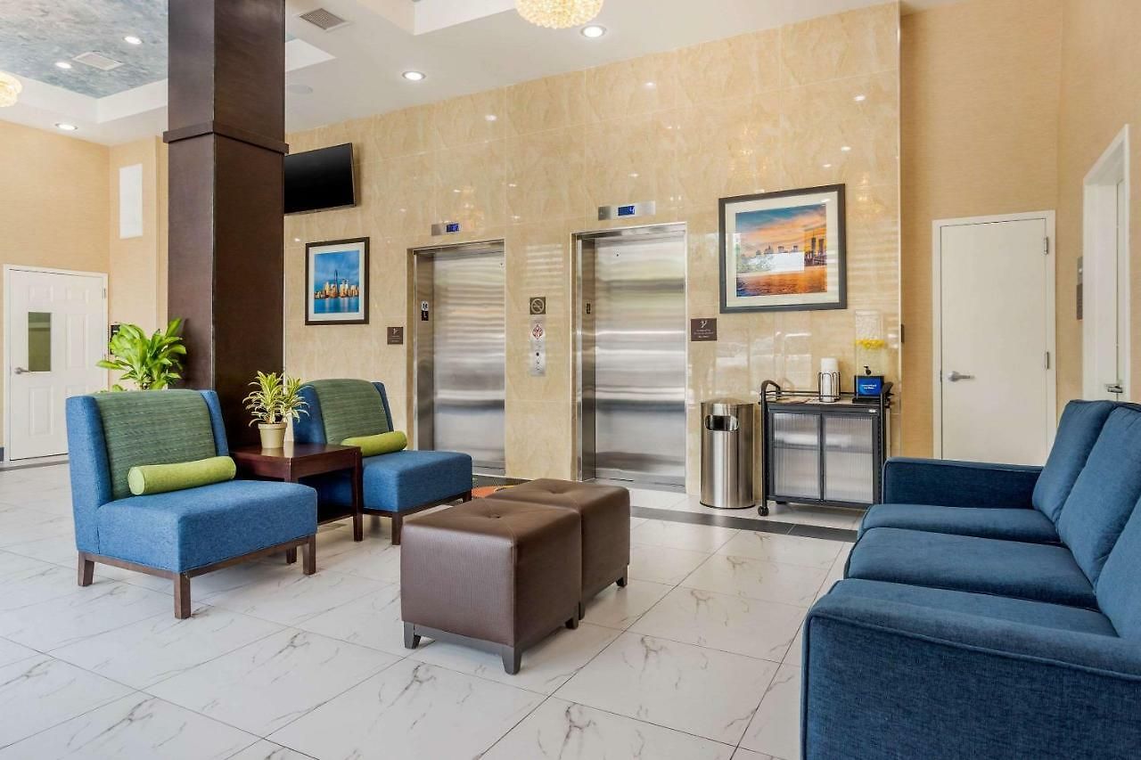 Manhattan View Hotel 4*