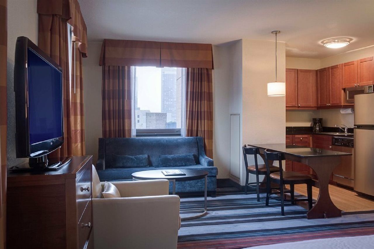 Hotel By Marriott Manhattan/times Square