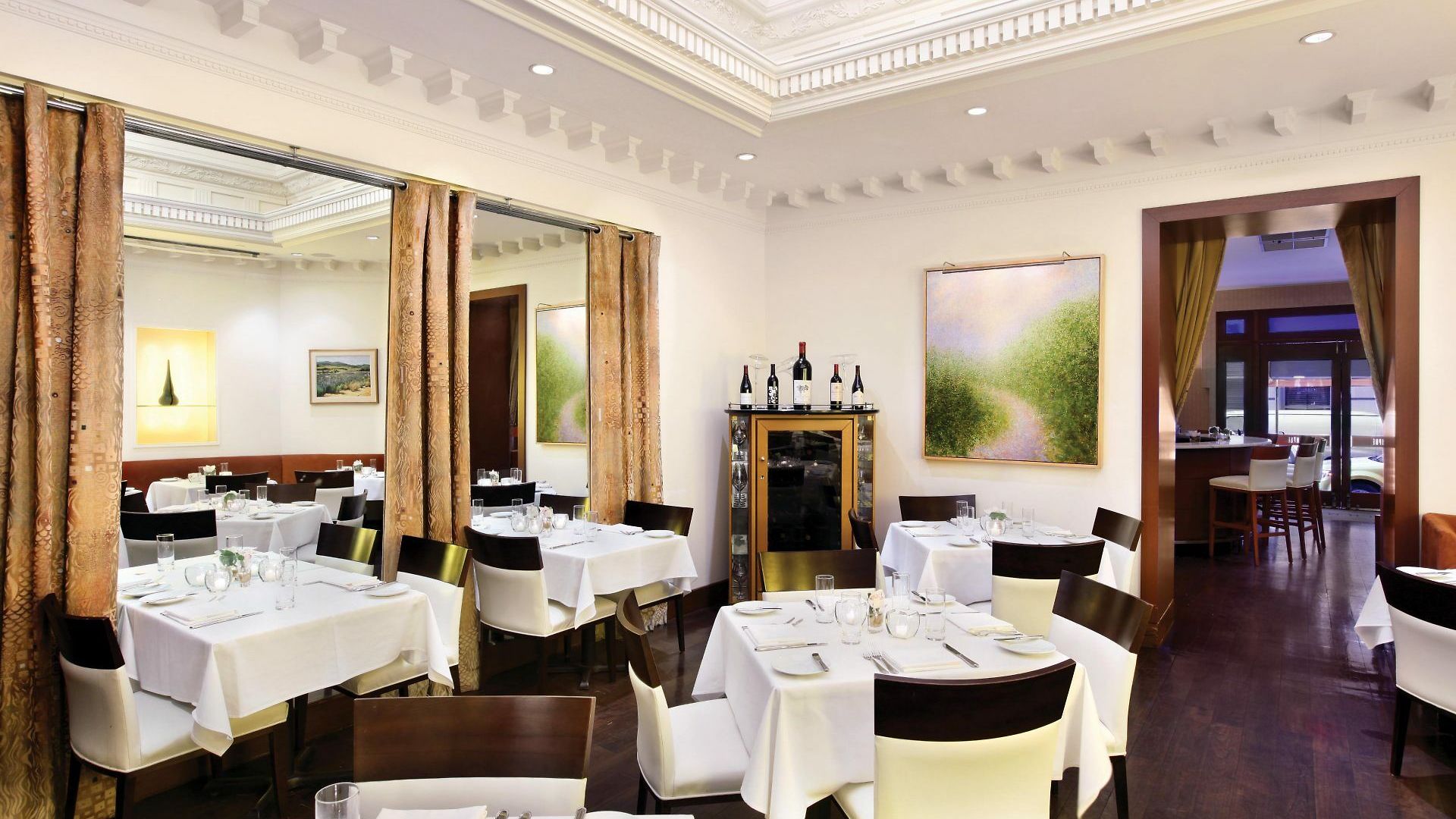 The Iroquois Times Square, A Small Luxury Hotel 5* New York