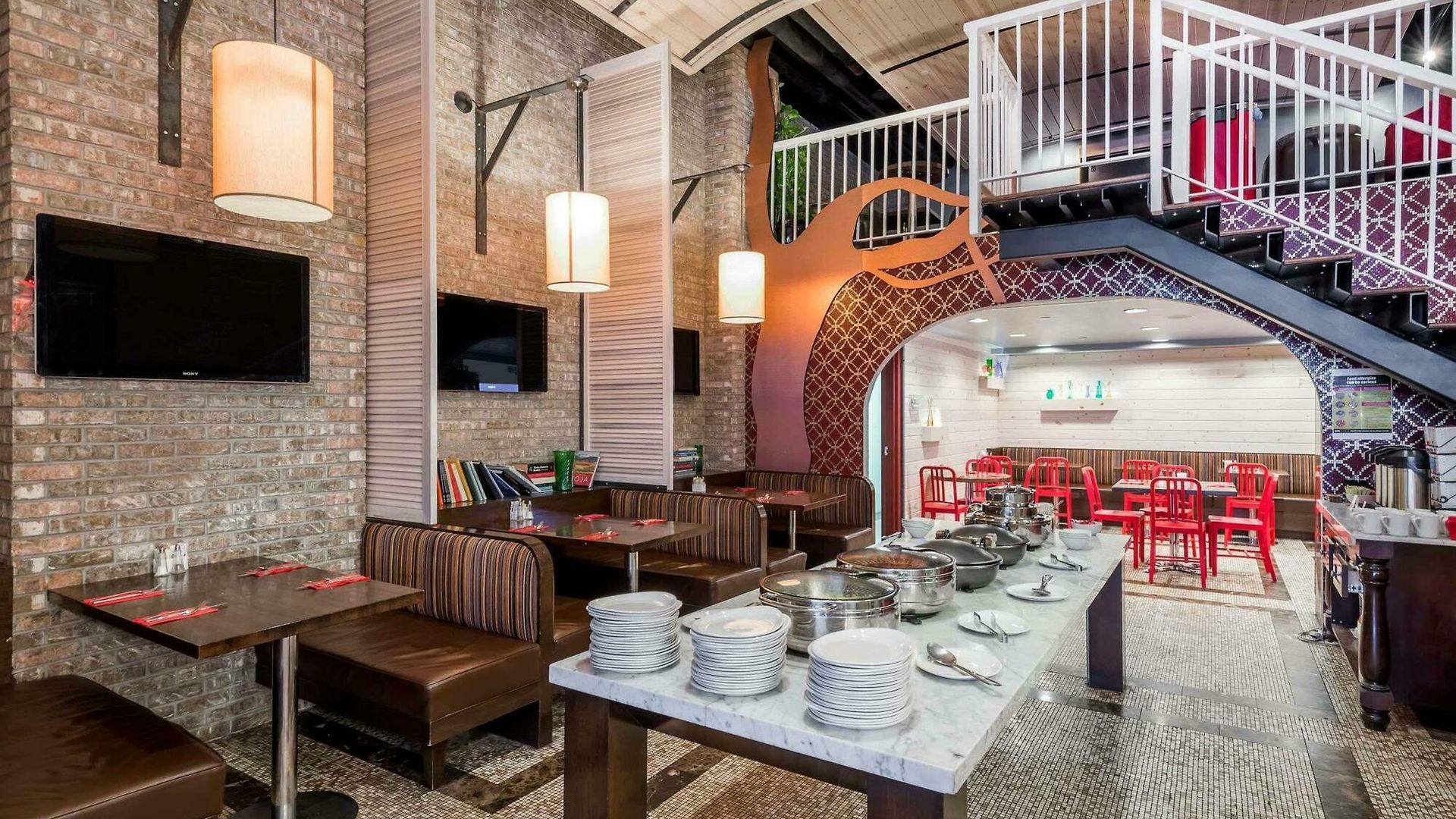 Courtyard Manhattan/times Square 3*