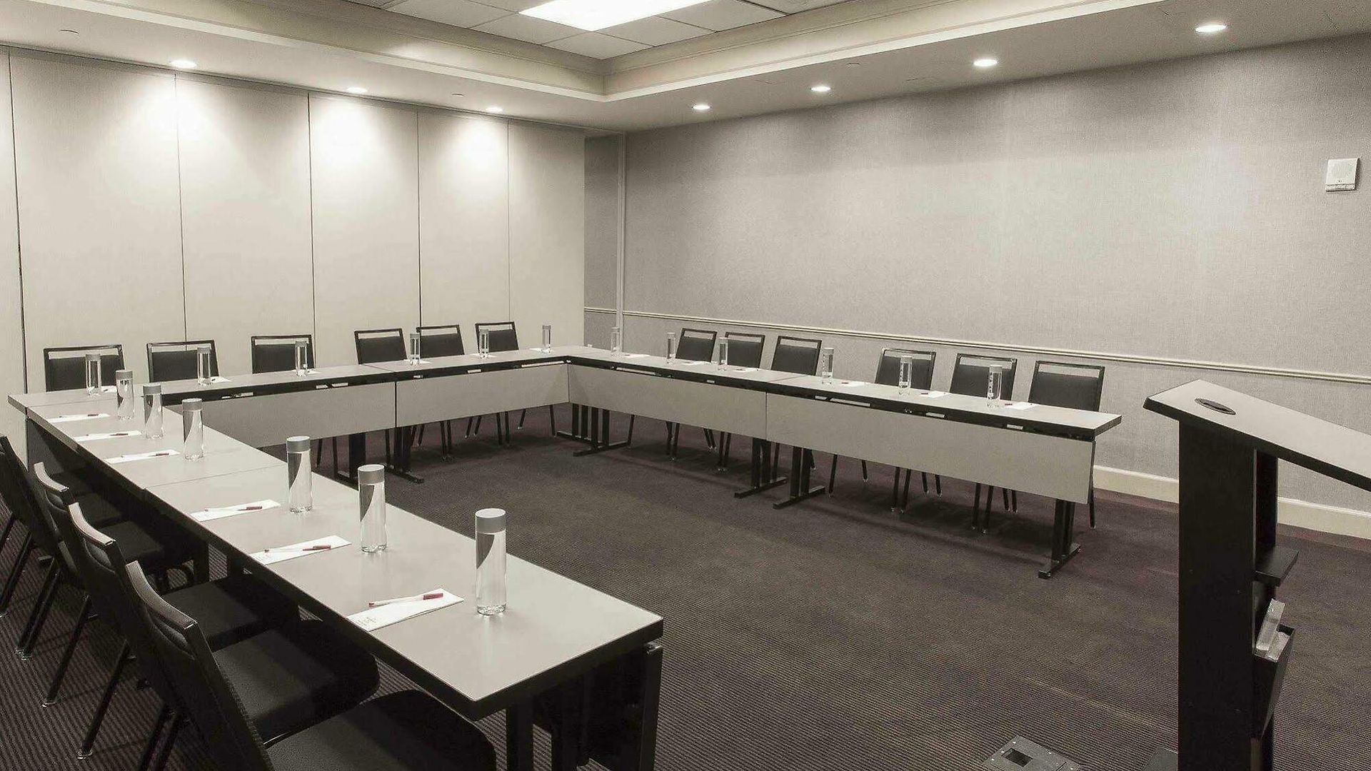 By Marriott Manhattan/times Square Hotel 4*