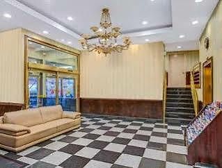 Hillcrest Near Jfk Airtrain New York