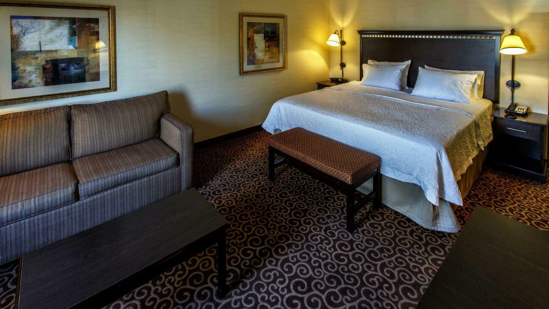 Hampton & Staten Island Hotel 3*