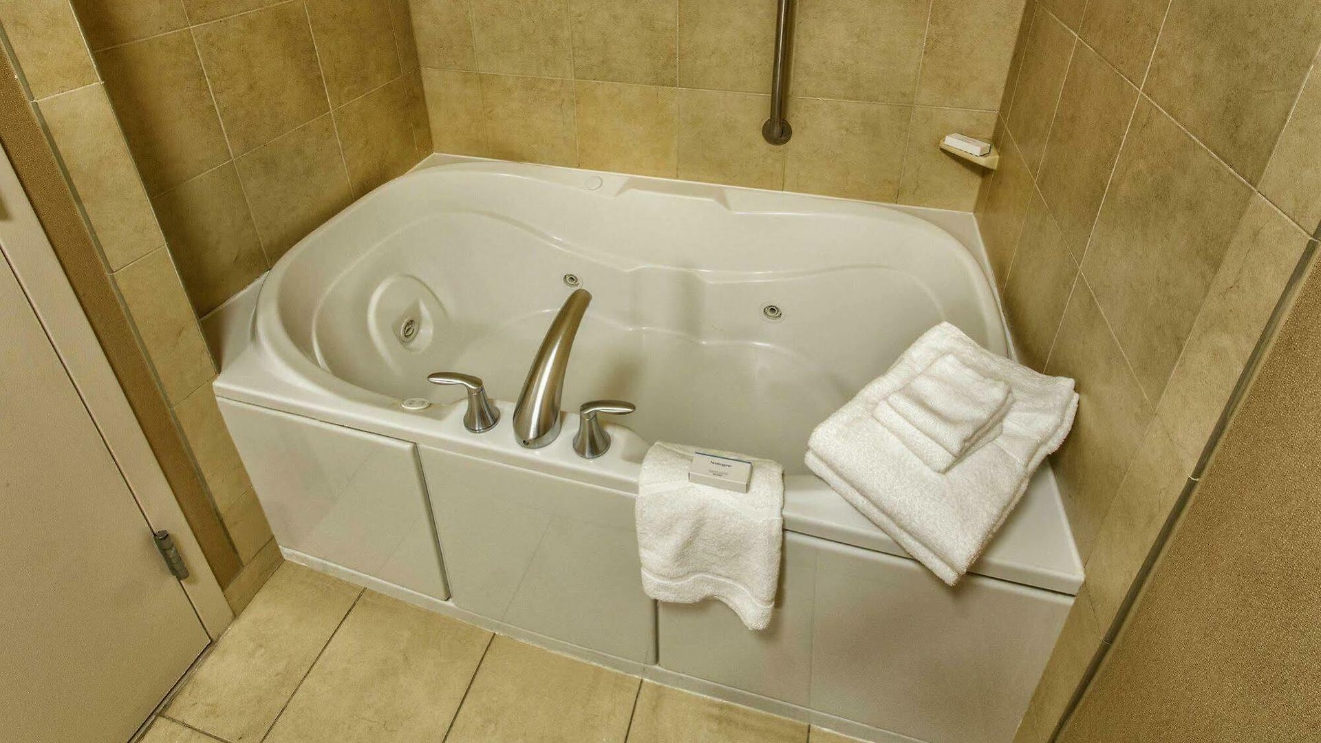 Hotel Hampton & Staten Island