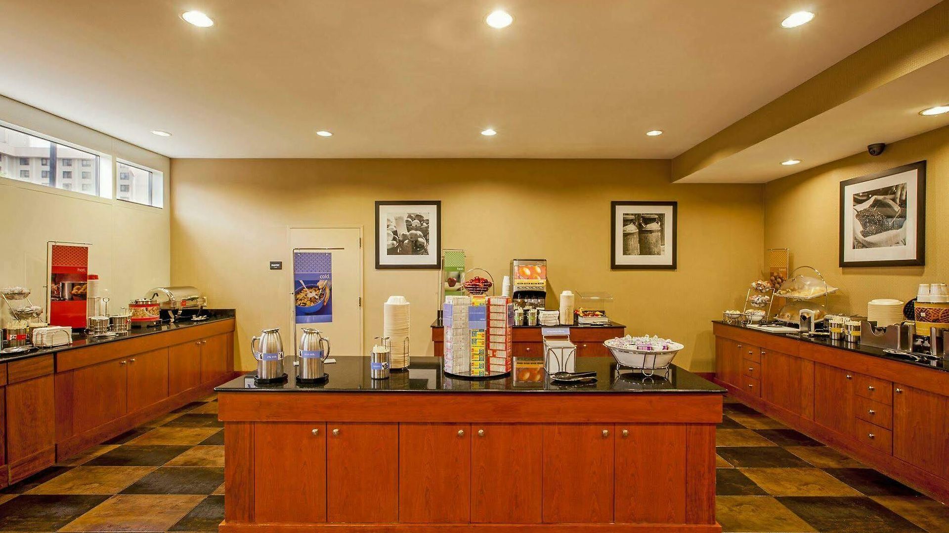 Hampton - Laguardia Airport 3* New York