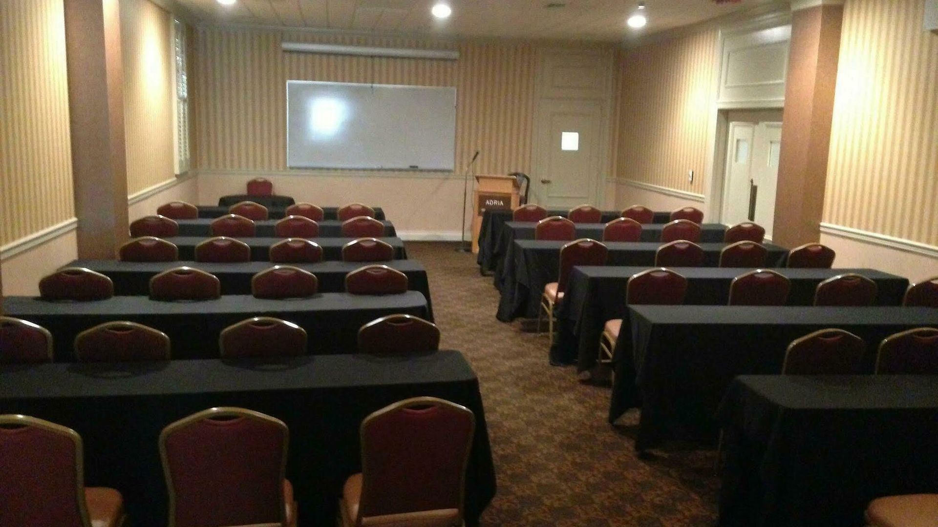 Adria And Conference Center 3*