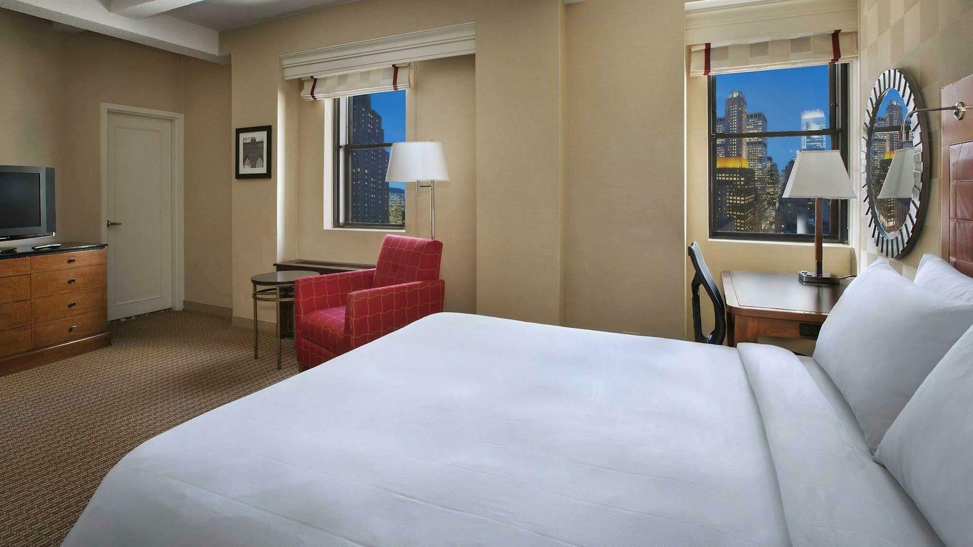 Marriott East Side Hotel
