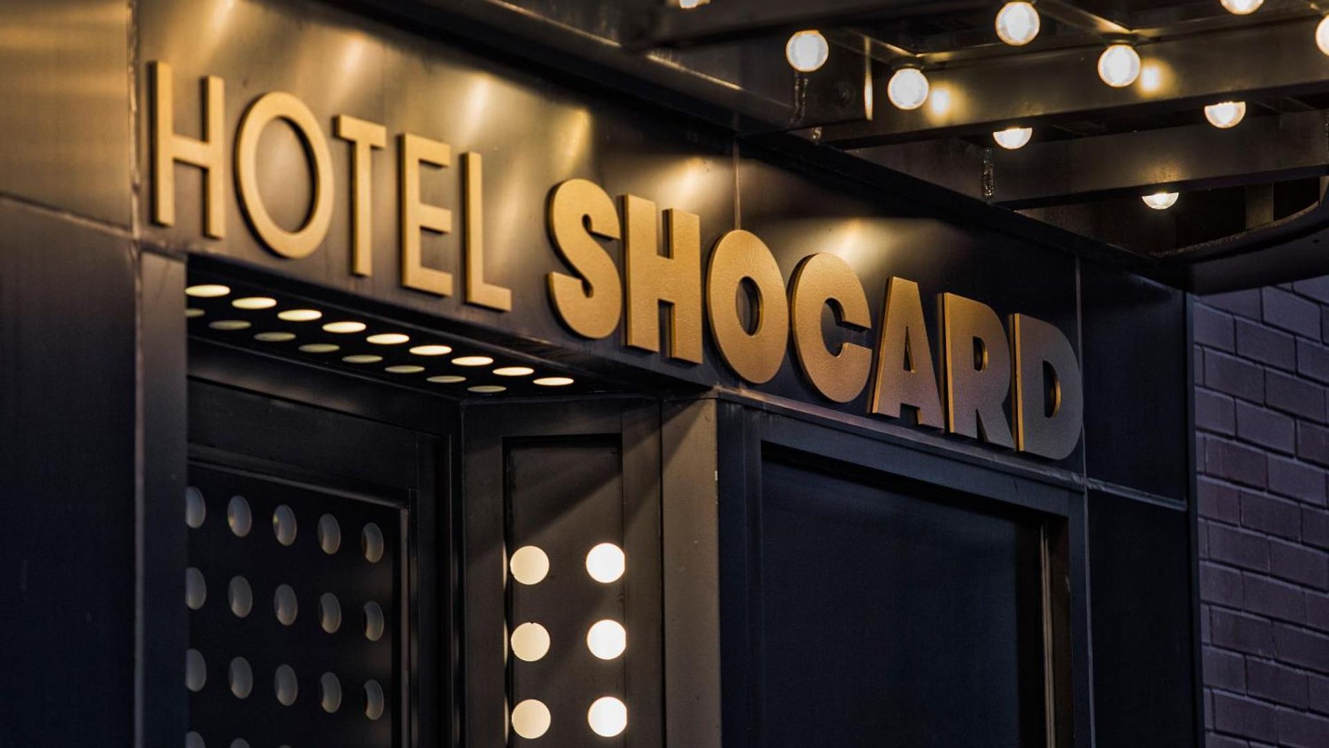 Shocard Broadway, Times Square 3*