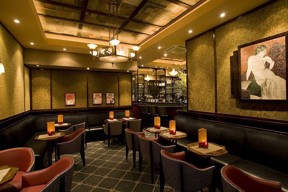 Washington Square Hotel