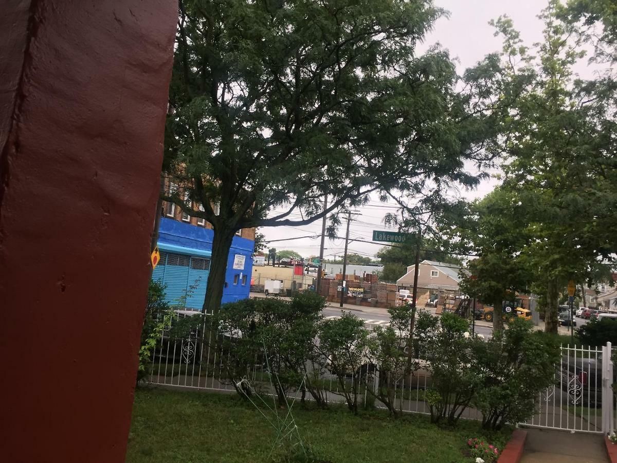5 Min. From Jfk Guest house
