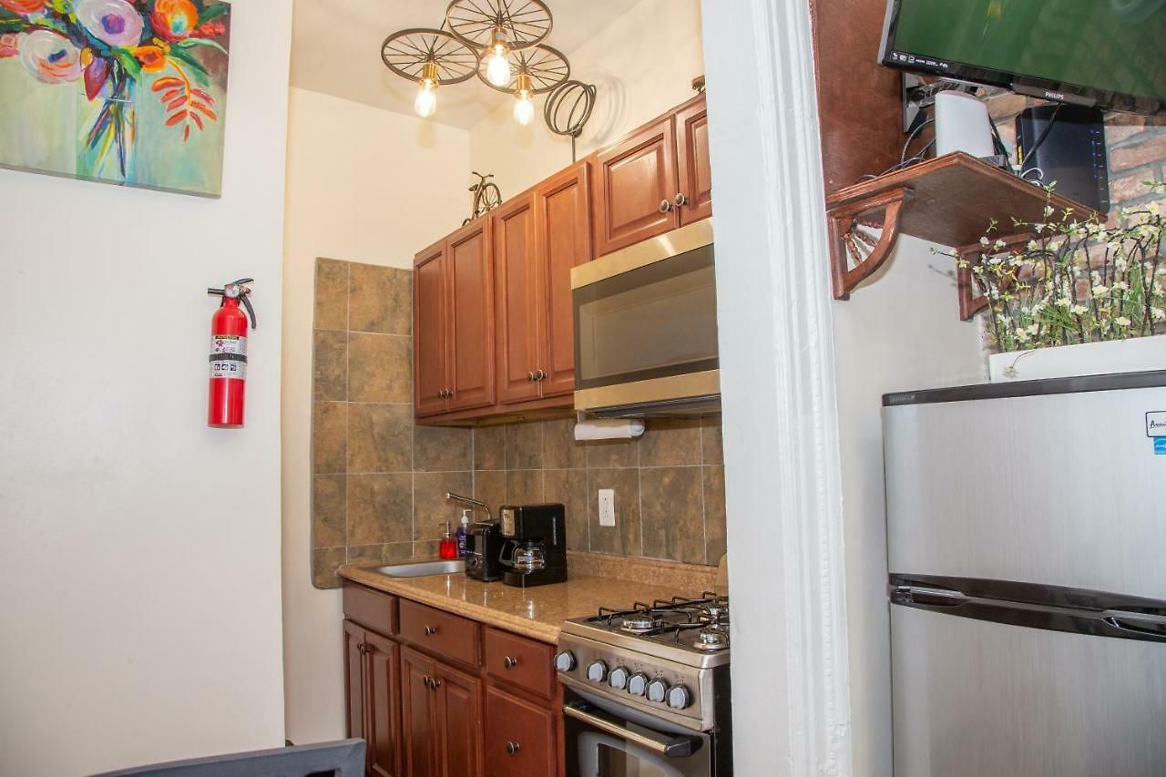 Harlem Apartment