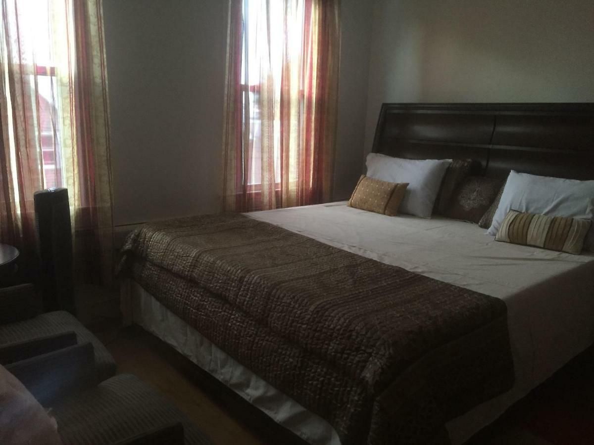 Boyd Annex Apartment *