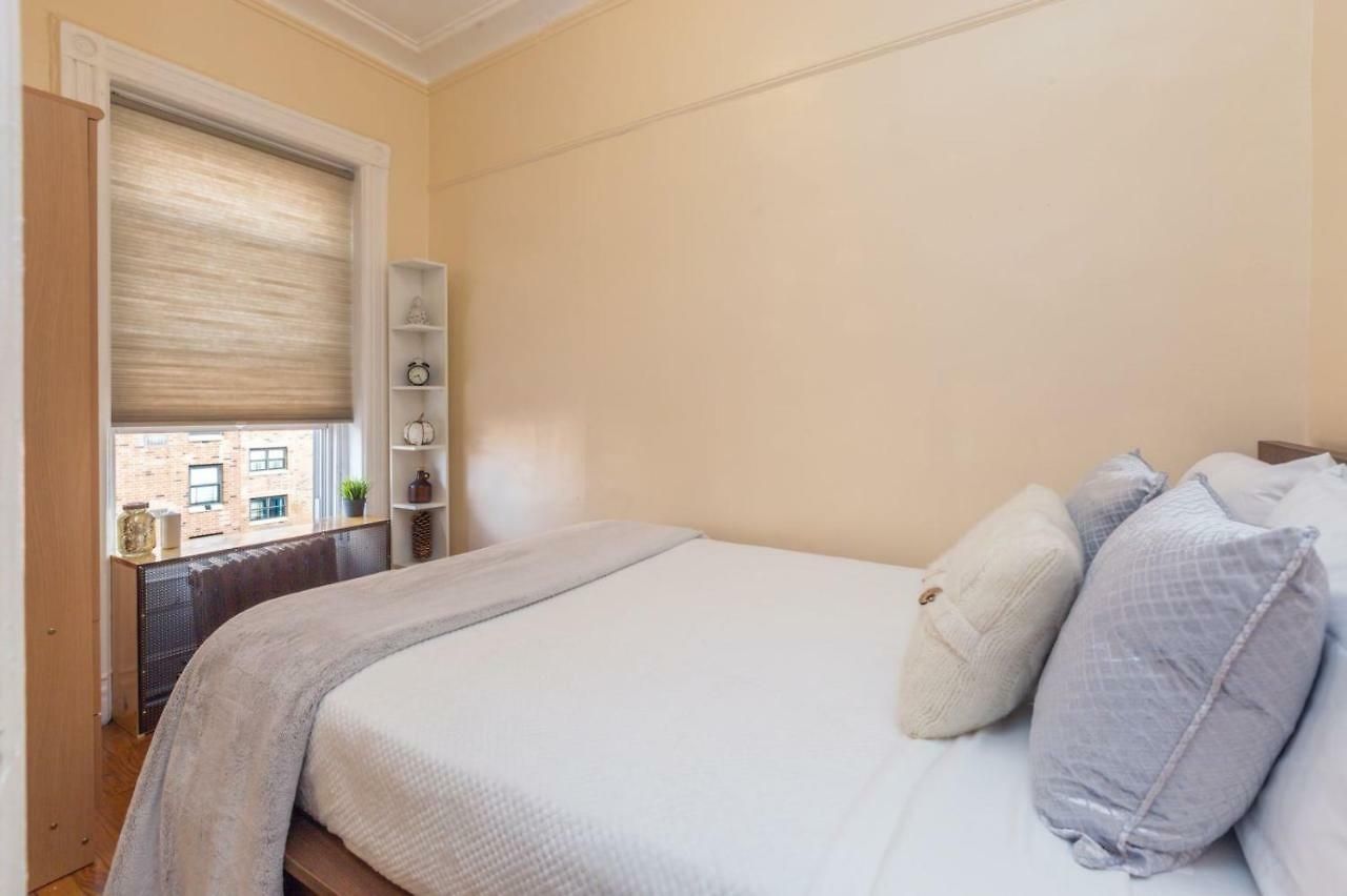 Lavish 3 Bedroom In Williamsburg!! Apartment
