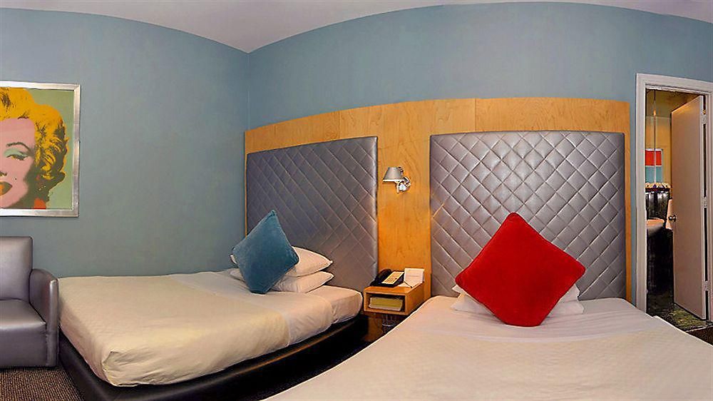 Hotel Moderne 4*