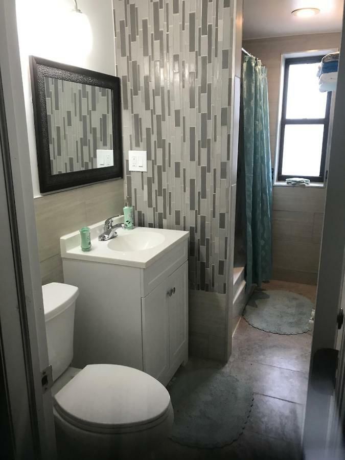 Sandy's Place Nyc 1