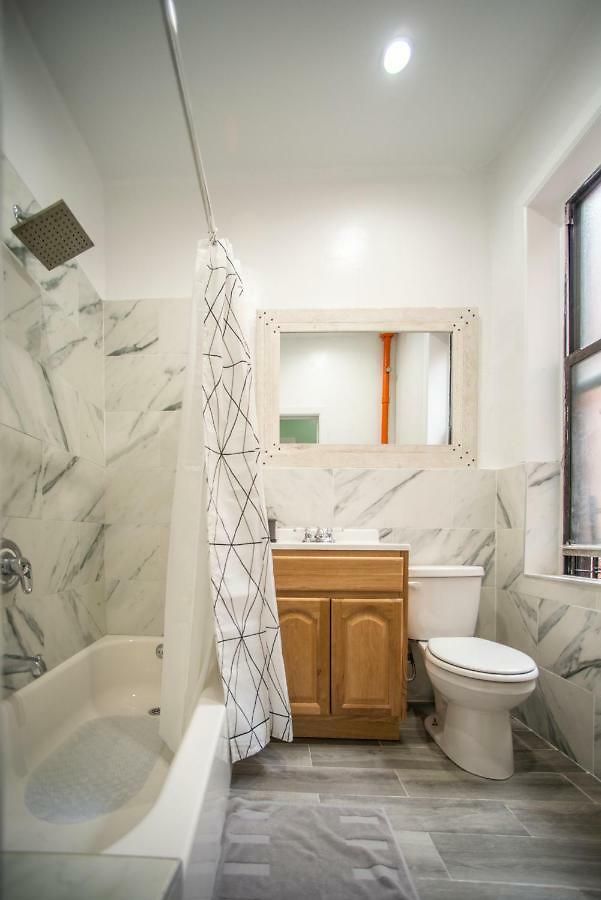 Private In A Shared 15 Minutes To Times Square! *