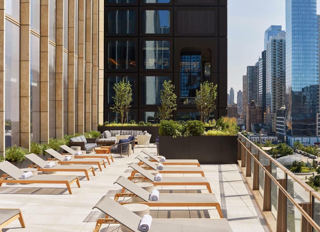 Equinox Hotel New York