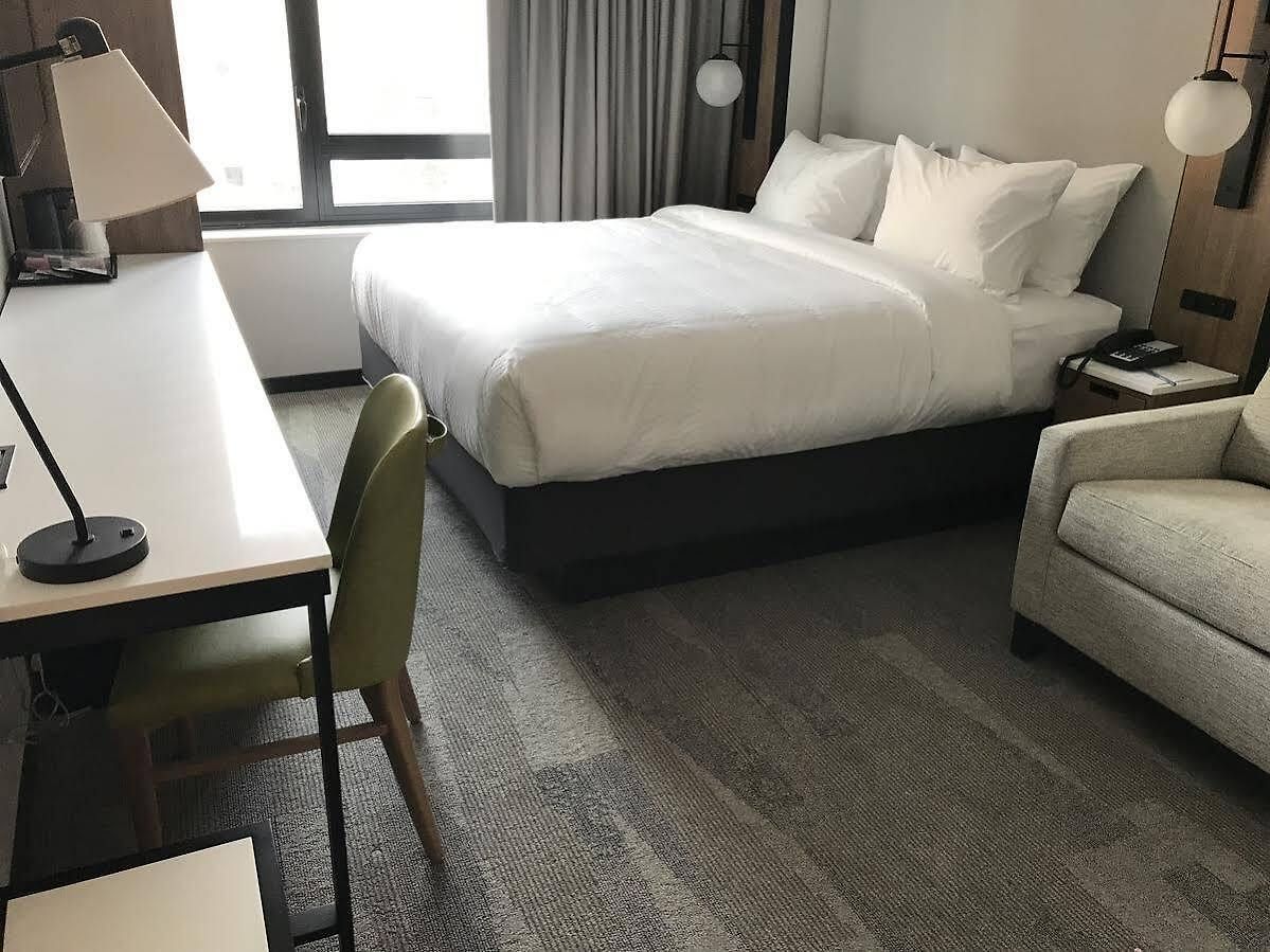 Fairfield & By Marriott Manhattan/times Square South