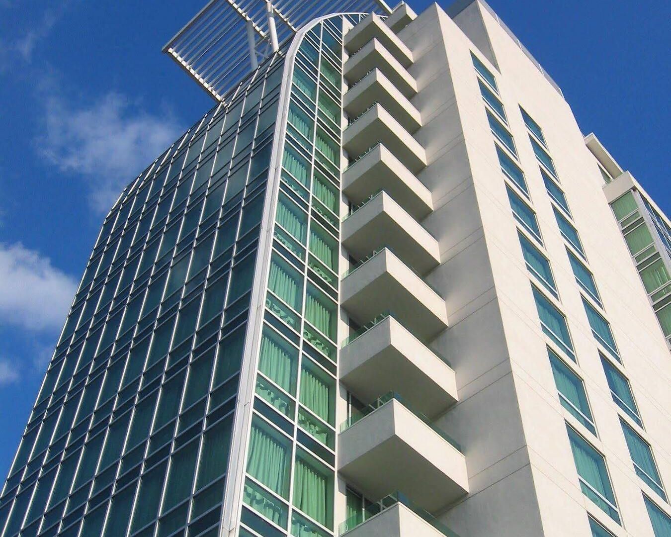 Lic Manhattan View 3*