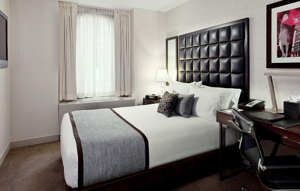 Distrikt City, Tapestry Collection By Hilton Hotel