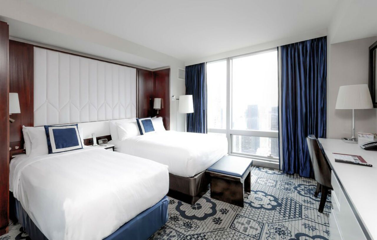 By Marriott Manhattan/central Park New York