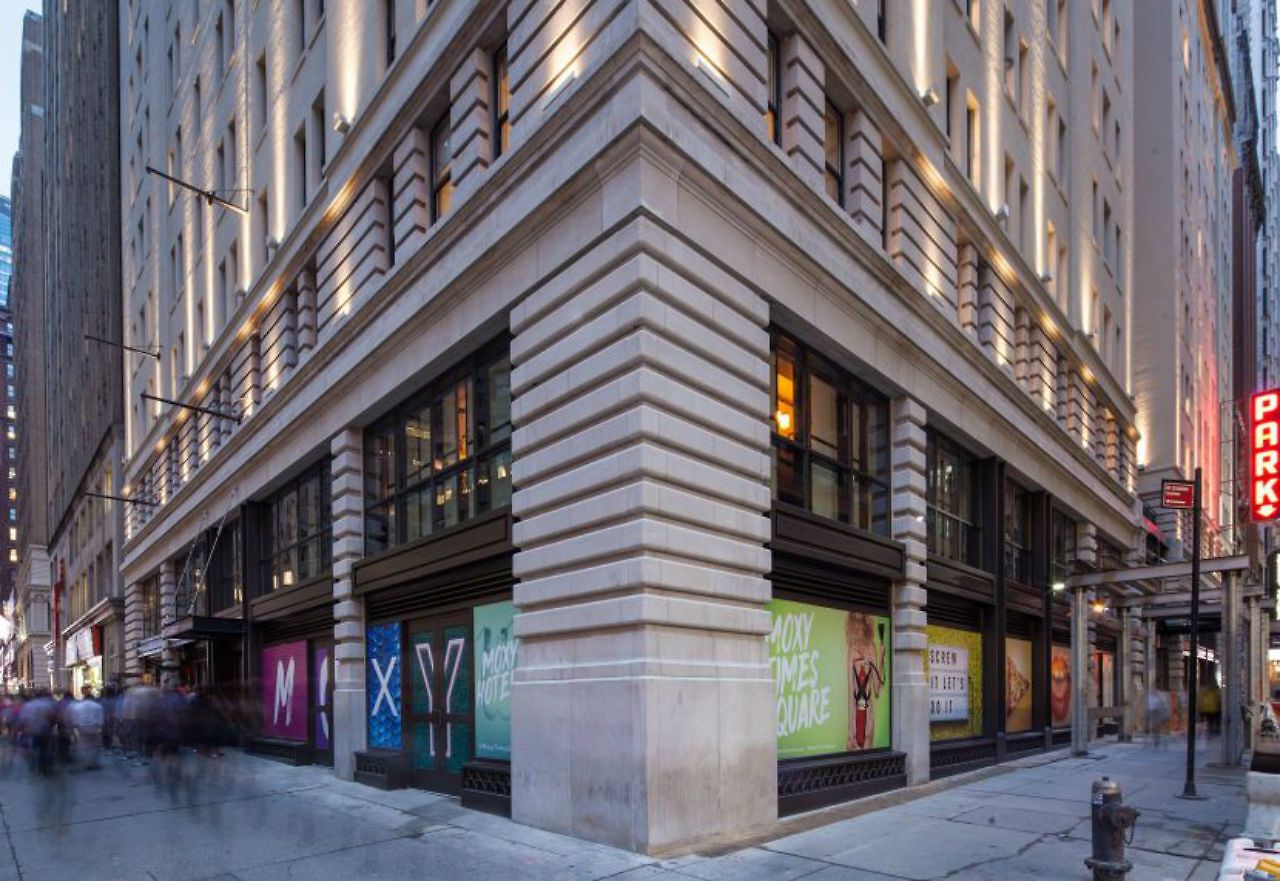 Hotel Moxy Nyc Times Square 3*