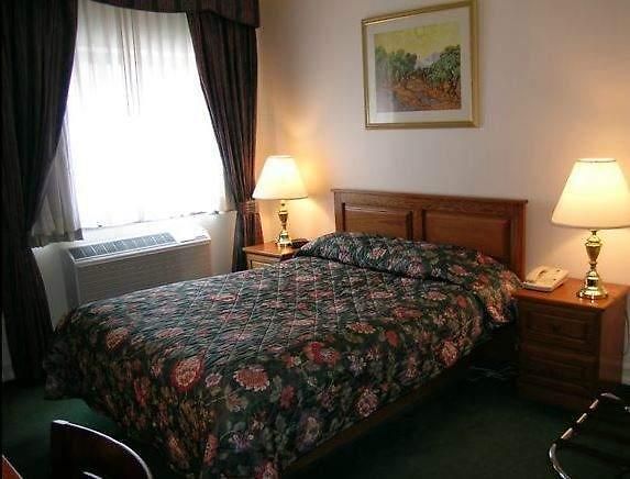 Chelsea Savoy 3*
