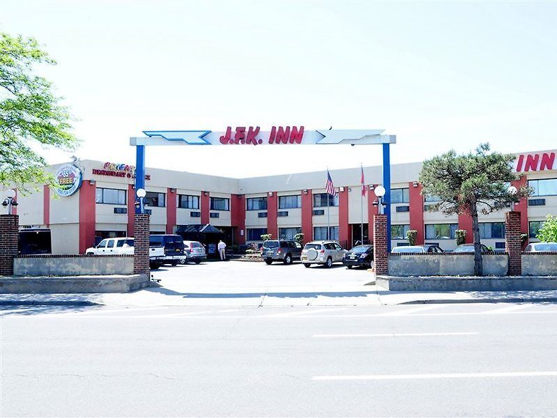 Jfk Hotel