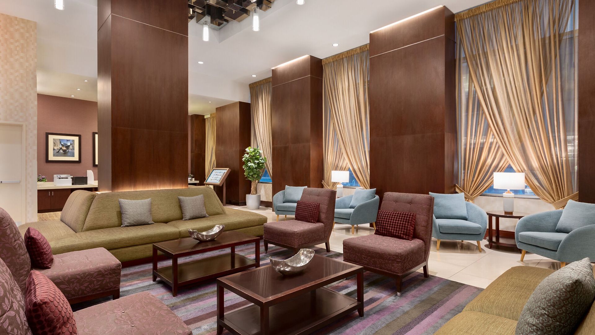 Doubletree By Hilton Downtown 4*