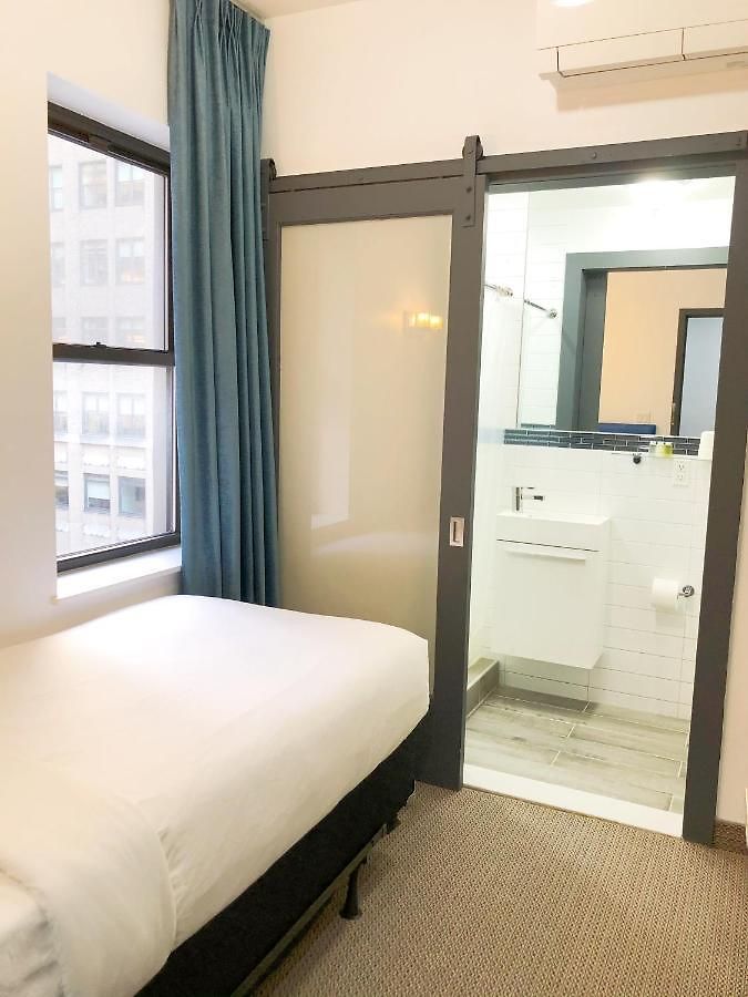 837 Hotel New York