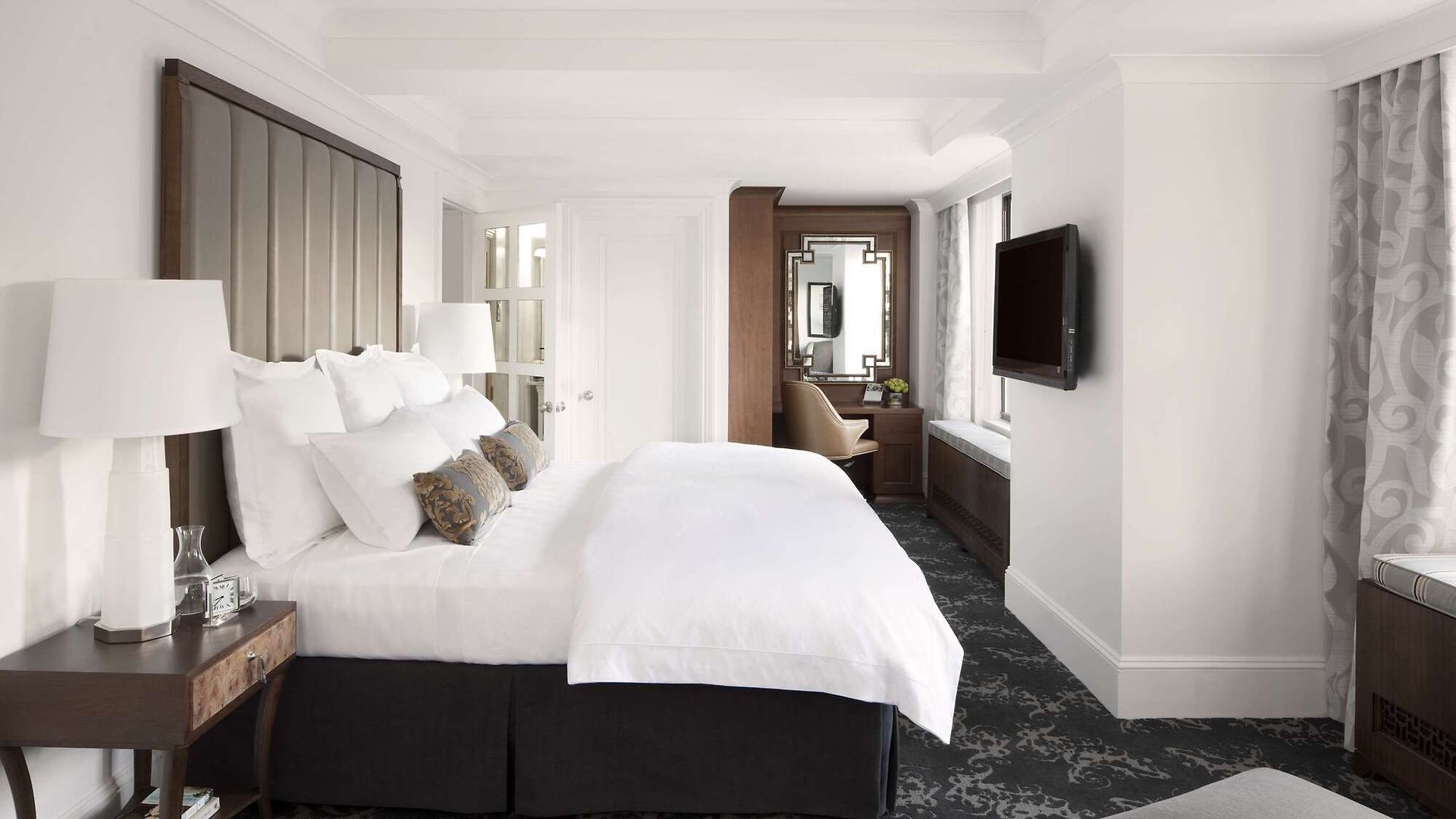 The Surrey, A Corinthia