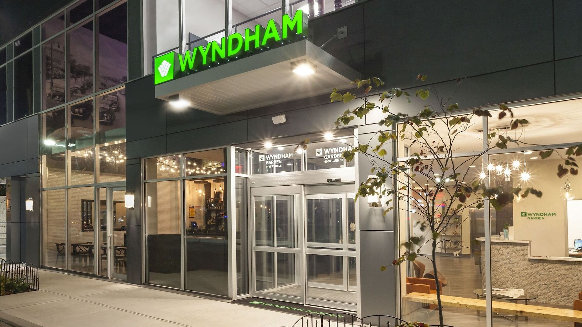 Hotel Wyndham Garden Laguardia South 3*