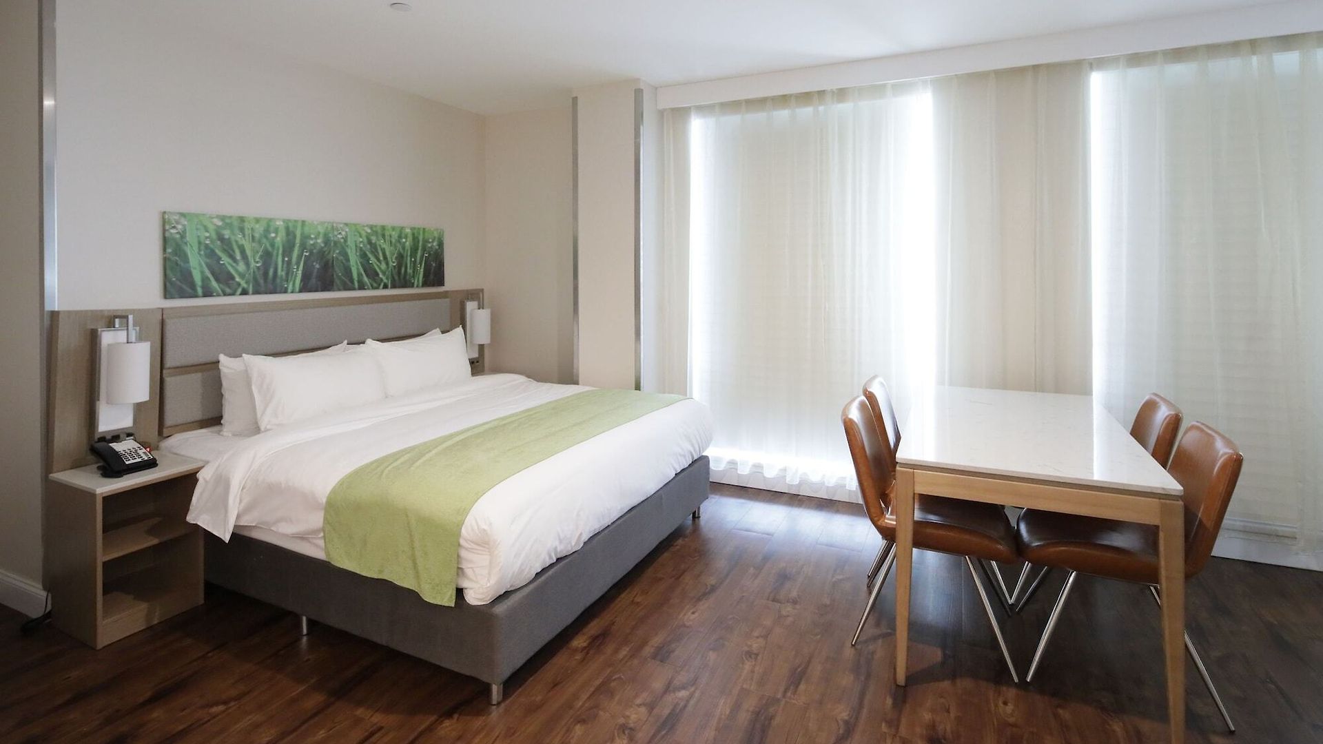 Hotel Wyndham Garden Fresh Meadows Flushing
